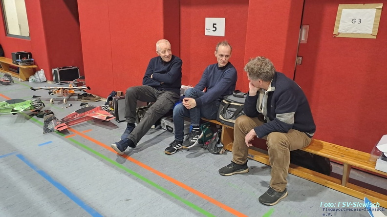 02 4.Hallenfliegen 02-2025