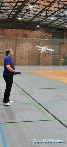 01 4.Hallenfliegen 02-2025