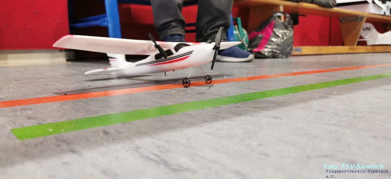 04 4.Hallenfliegen 02-2025
